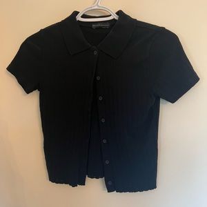 BRANDY MELVILLE BUTTOM UP CROP TOP